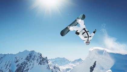 爱游戏官方网站入口登录-_魔术队逆境奋战，绝杀战果震惊联盟_，魔术队2020